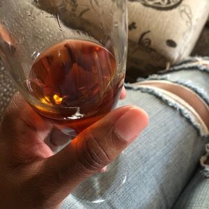 Meet your Posher, Toni